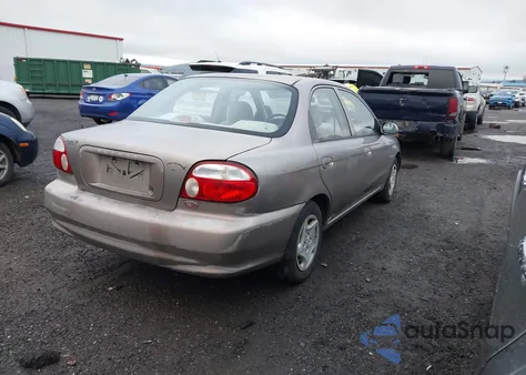 2001 Kia Sephia Ls from USA, damaged, VIN KNAFB121615051505